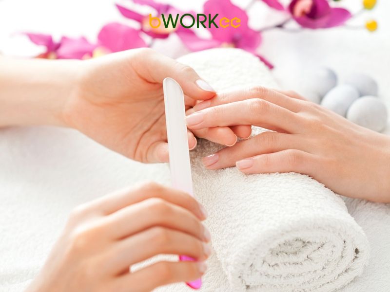 Dịch Vụ Cắt, Chăm Sóc Móng