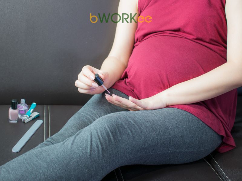 Những hóa chất trong sơn móng tay cần tránh