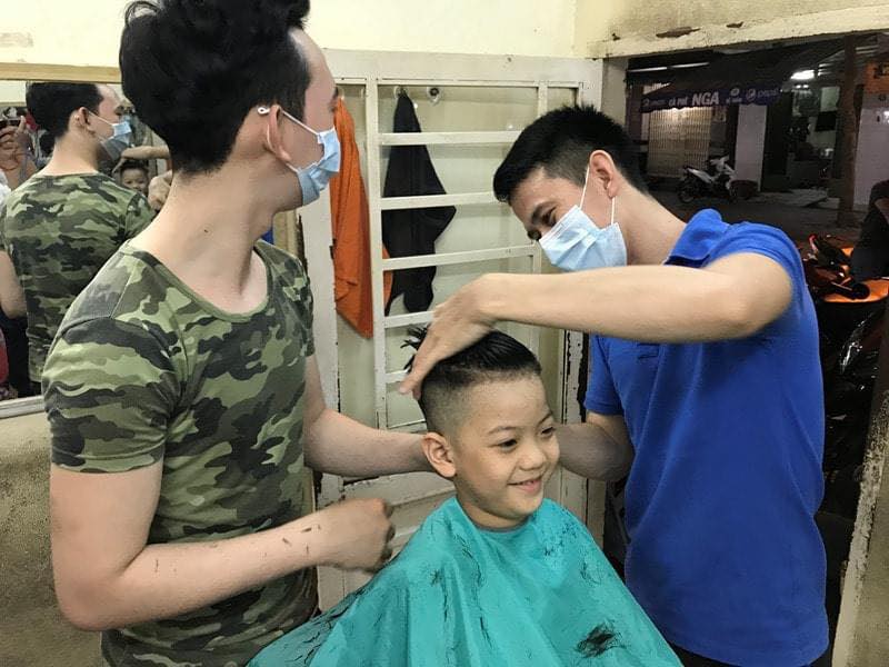 Dịch vụ cắt tóc tại nhà