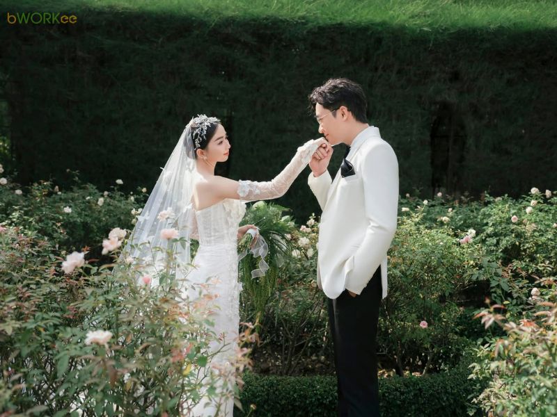 Dịch vụ và bảng giá trang điểm tại IVan Lei Makeup - Academy