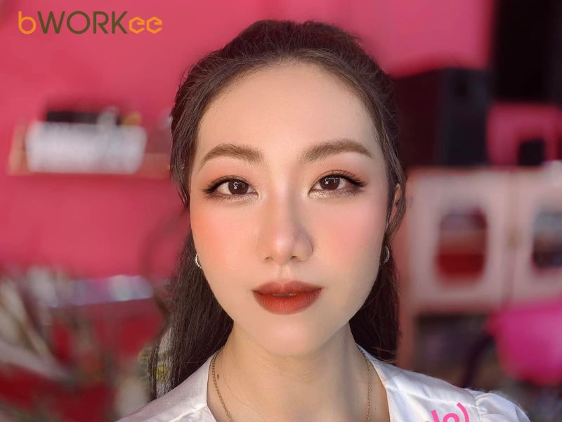 Đôi Nét Về Hải Yến Makeup