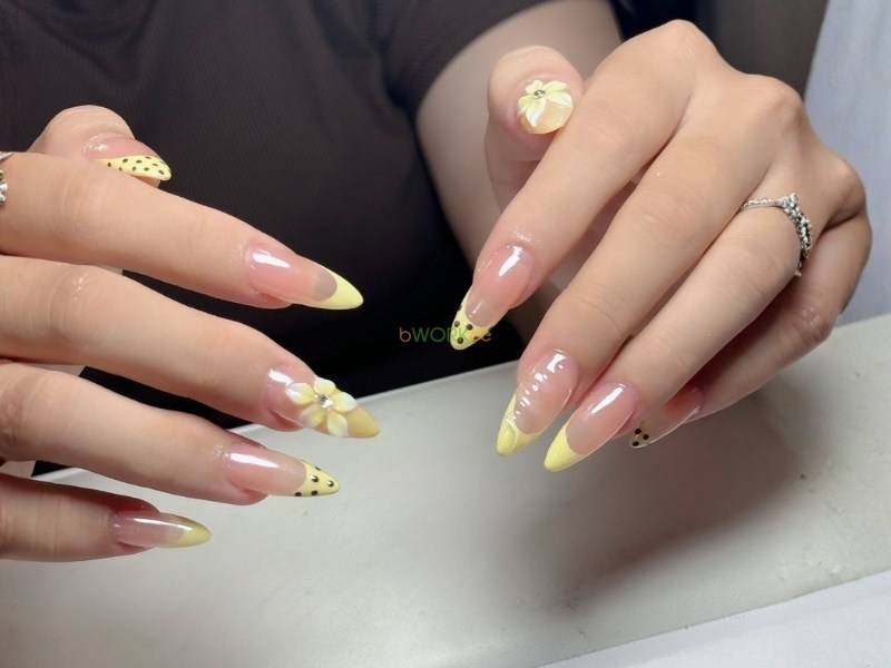 Hướng dẫn đặt lịch làm nail tại gia nhanh chóng