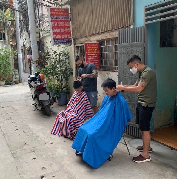Dịch Vụ Cắt Tóc Nam Tại Nhà