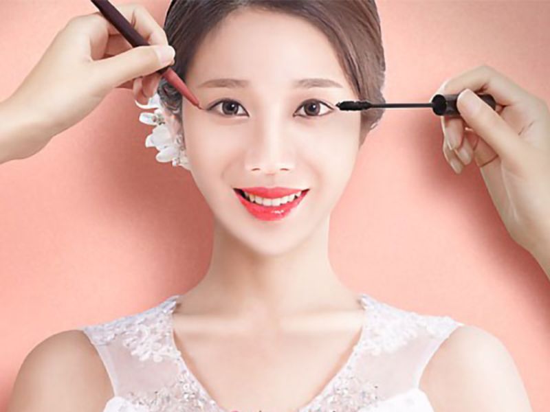 Makeup Trang Uri