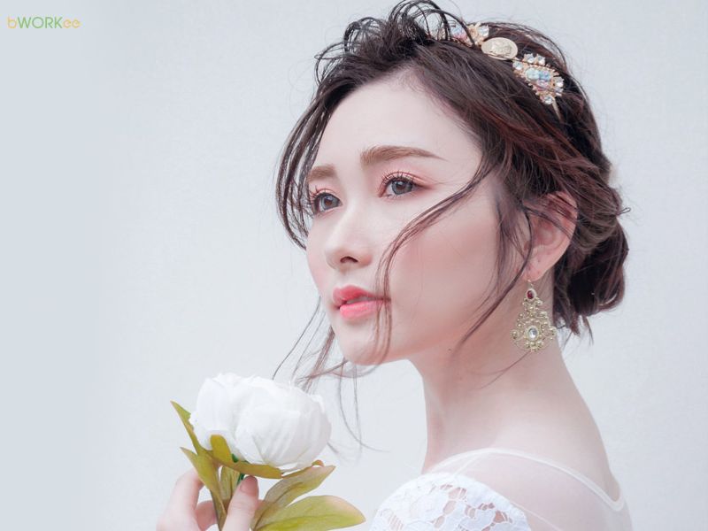Lung Linh Phun Xăm Makeup