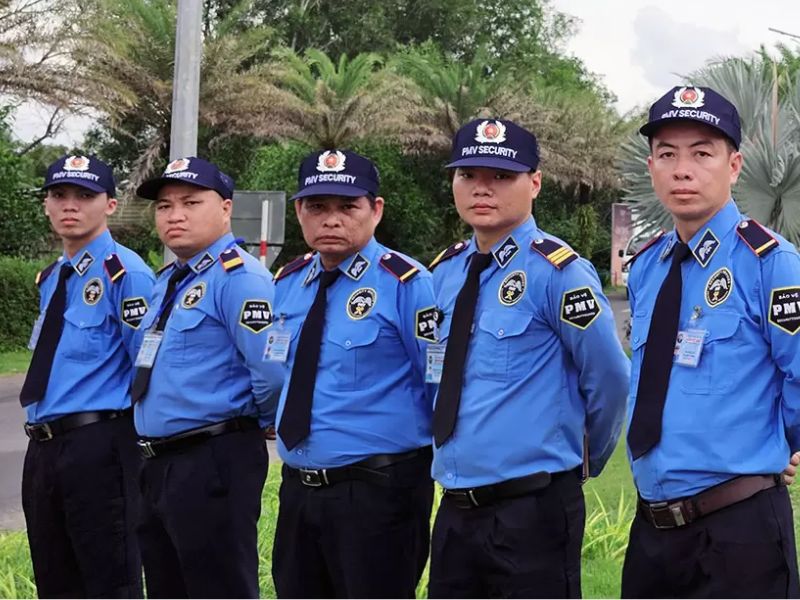 Báo giá dịch vụ cho thuê dịch vụ bảo vệ cửa hàng