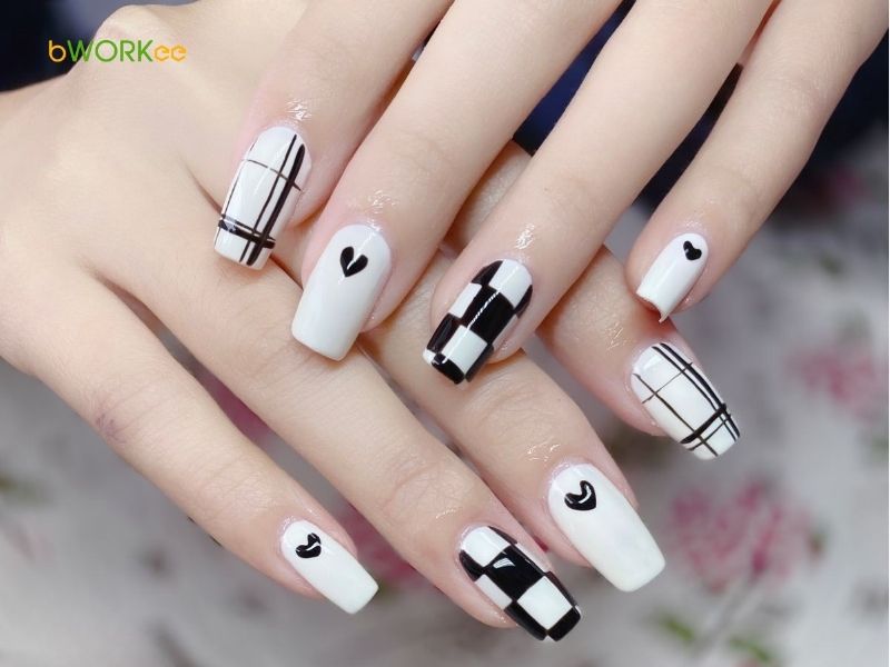 Nail đen dễ thương, phá cách