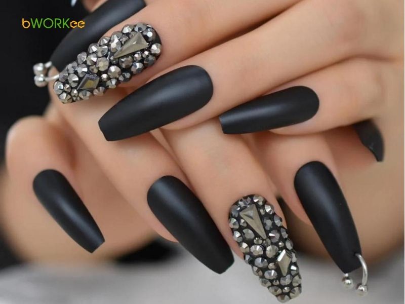 Nail đen nhám/mờ