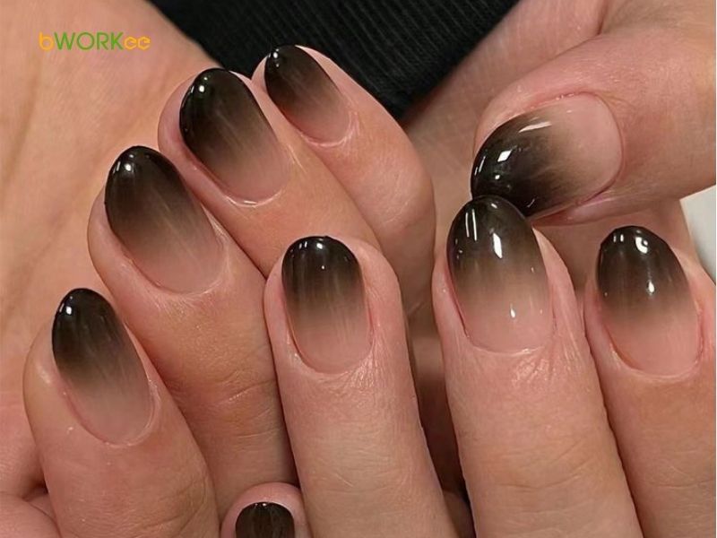 Mẫu nail ombre đen