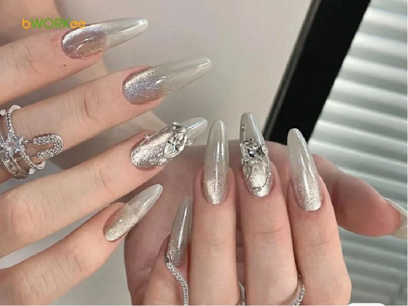 Mẫu nail mắt mèo kim cương đính đá