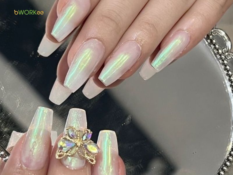 Nail tráng gương hình hoa