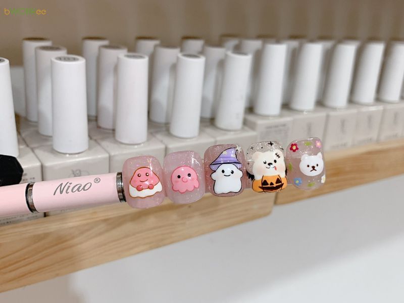 Trinh Trần Nailroom